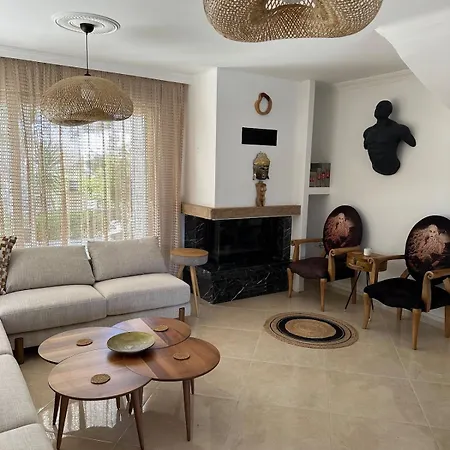 Detached House With Pool In Alacati 别墅 Çeşme