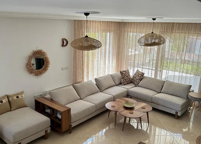 Detached House With Pool In Alacati Вилла