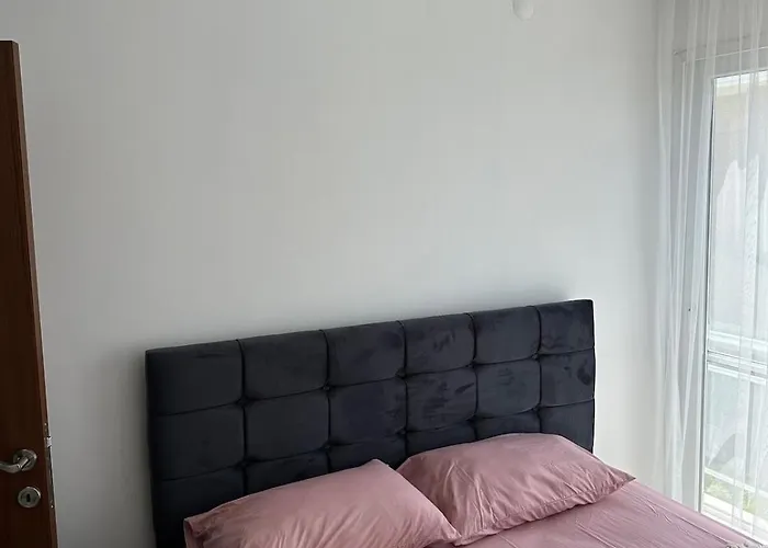 Detached House With Pool In Alacati Вилла Кешме