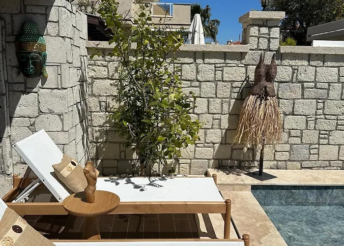 Detached House With Pool In Alacati Вилла