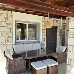 Villa Detached House With Pool In Alaçatı *