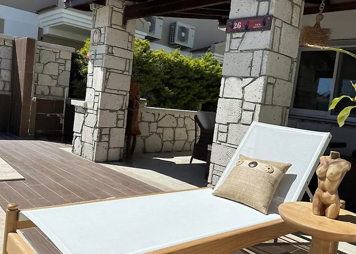 Detached House With Pool In Alacati Villa Çeşme